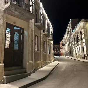 New House In Old Апартаменты Тбилиси